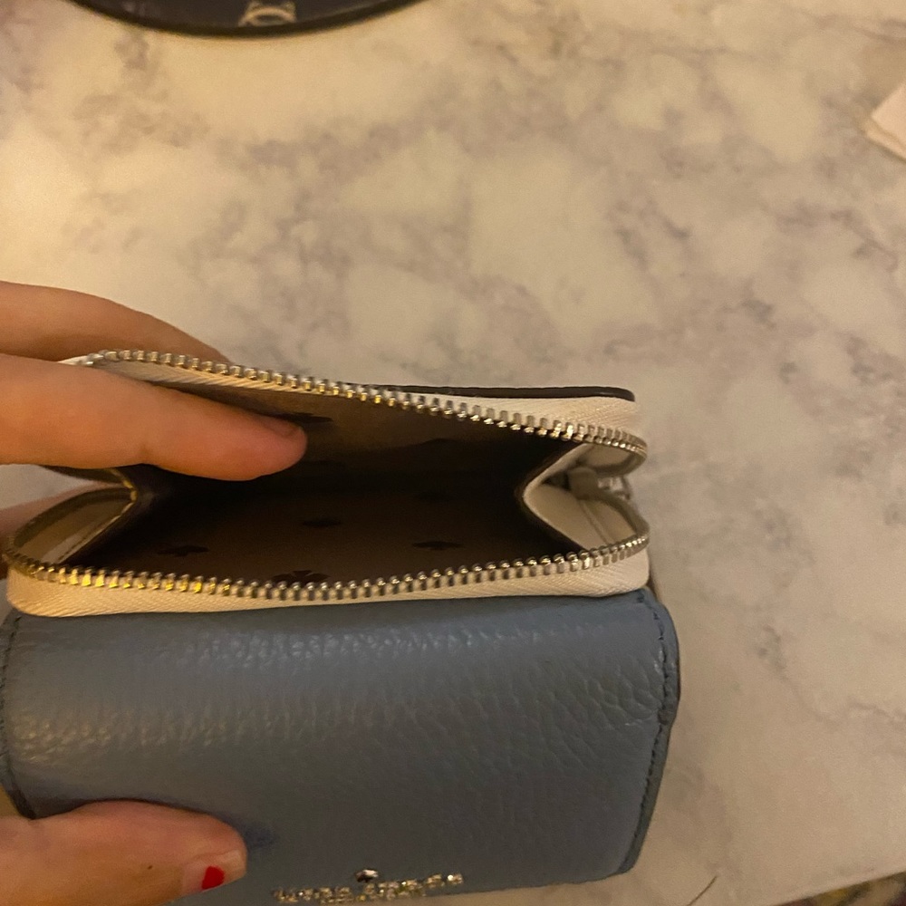 Wallet - Picture 5 of 5